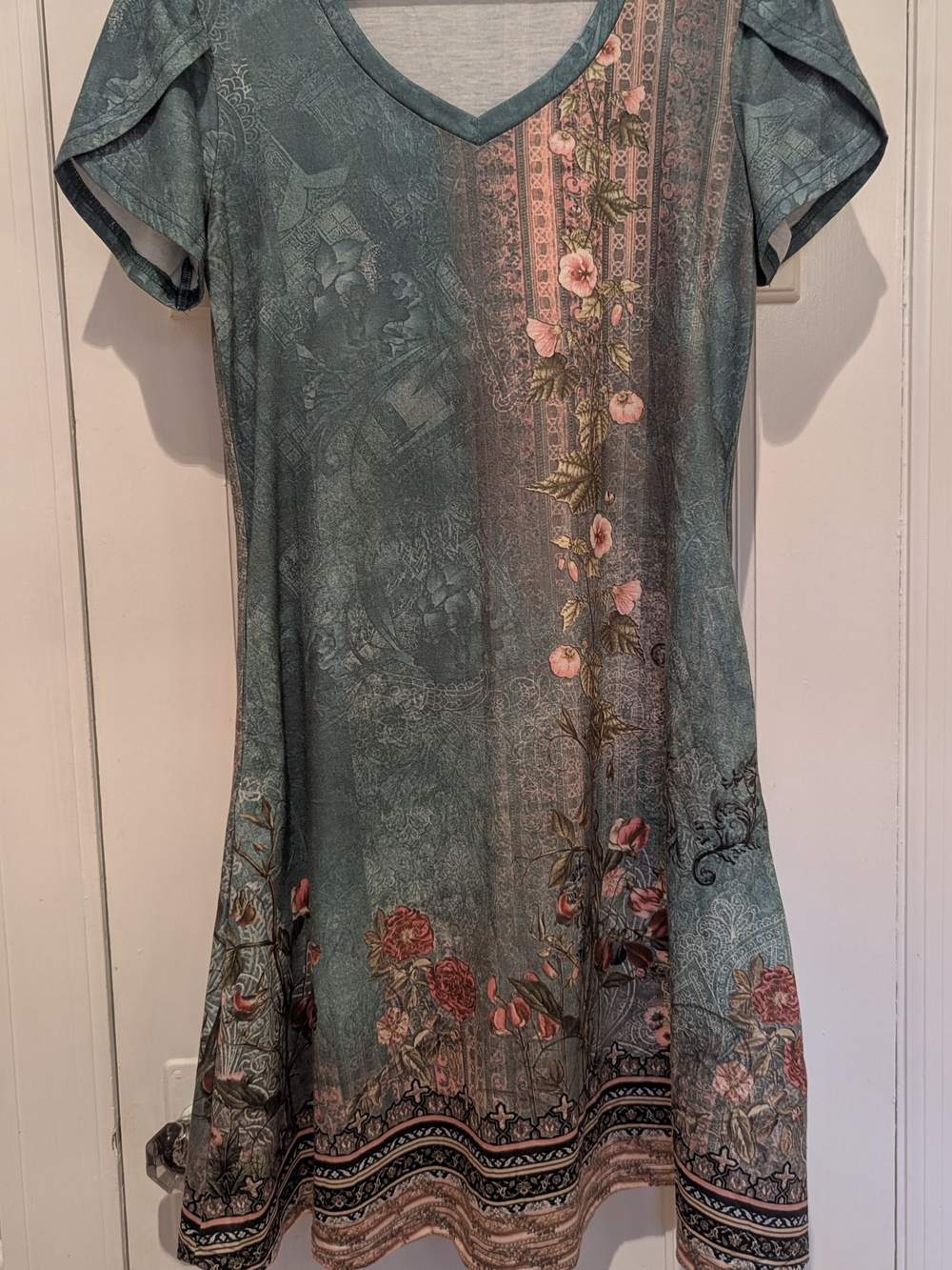 Boho Women's V-Neck Floral Print Dress in Teal and Pink